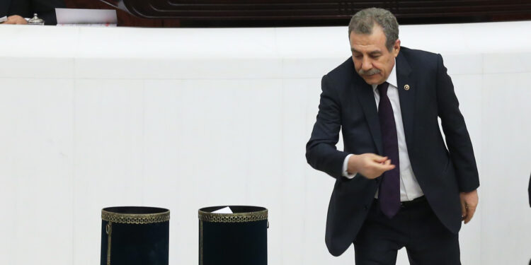 Muammer Güler 17 Aralık’ta Oğluyla konuştu mu?