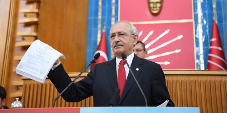 Kılıçdaroğlu:”17-25 Aralık tapesini Mahkemeye de getireceğim”