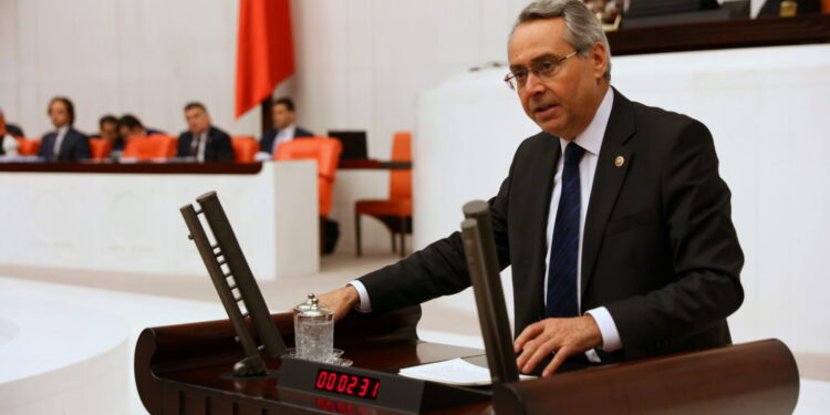 CHP’li Zeyrek 17-25 Aralık’ın üzerini kapatan Adalet bakanı Yargı talimat almaz diyemez