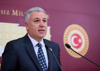 CHP’li Arık, “Allah’tan korksaydınız hırsızın önüne yatan …