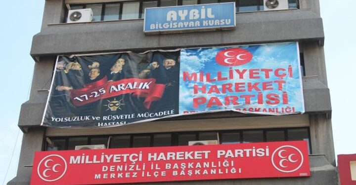 MHP’nin 17-25 Aralık için hazırlattığı kitaplar hala satışta