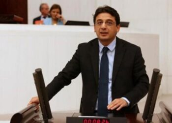 CHP Milletvekili Emre: ” Reza Zarrab’ın komisyoncusunu büyükelçi olarak atadınız”